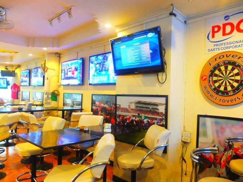 I Rovers Pattaya Exterior photo